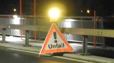 Unfall: A12 zwischen La Veyre und Châtel-St-Denis