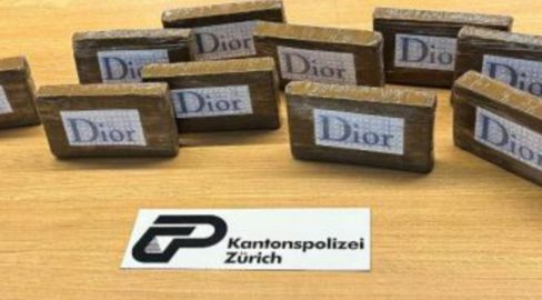 Richterswil (ZH) A3: Zehn Kilogramm Kokain im Auto