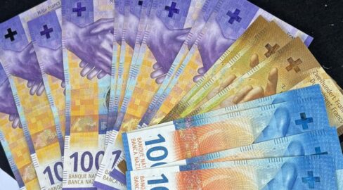 Dübendorf ZH: Fahnder schnappen Trickdiebe nach 11'000-Fr.-Coup