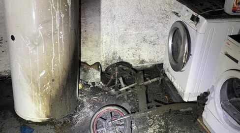Maienfeld GR: Akku-Brand – Haus unbewohnbar, 3 gerettet