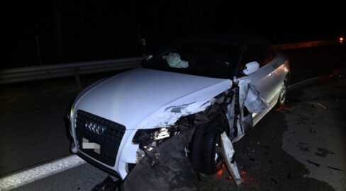 Sennwald SG: Unfall A13 – Vollsperrung, Lenker (63) verletzt