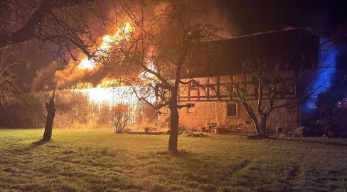 Zuchwil SO: Brand zerstört Hofgebäude – Verdacht Brandstiftung