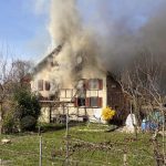 Benken SG: Brand zerstört Haus – Mieterin (84) verletzt