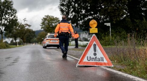 Wil SG: Lieferwagen erfasst Bub (9) – Zeugen gesucht