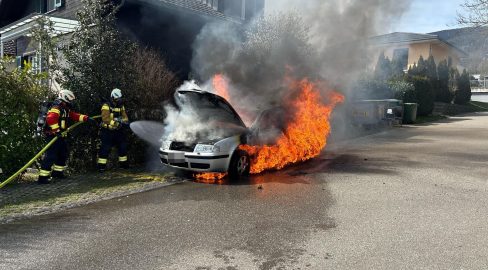 Langendorf SO: Auto-Brand – PW geht in Flammen auf