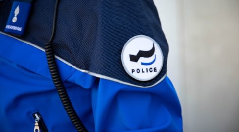 Murten FR: Mehrere Luxusfahrzeuge aus Garage entwendet