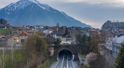 Spiez BE: A6-Spiezwilertunnel nachts dicht – Vollsperrung