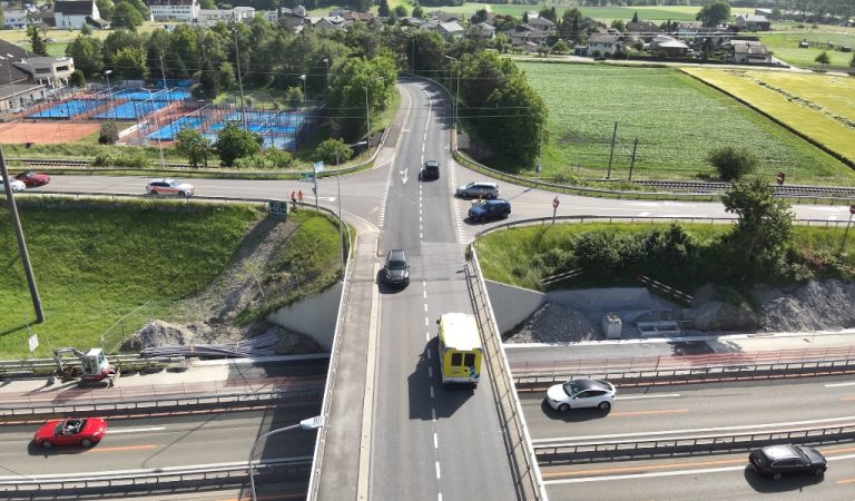 Bad Ragaz SG: Auto rammt Töff – Fahrer schwer verletzt