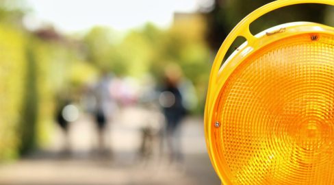 Wegen Unfall: A8 zwischen Alpnach-Süd und Alpnachstad gesperrt
