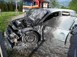 Ebnat-Kappel SG: Auto-Brand – 20 Feuerwehrleute im Einsatz