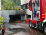 Pfäffikon SZ: Brand in Tiefgarage – Plug-in-Hybrid Totalschaden