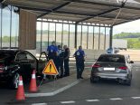 Neuenburg NE: 86 Beamte stellen Waffen, Drogen und Schmuggelgut