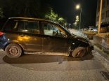 Solothurn SO: Promille-Unfall – PW-Lenker kracht in Betontrog