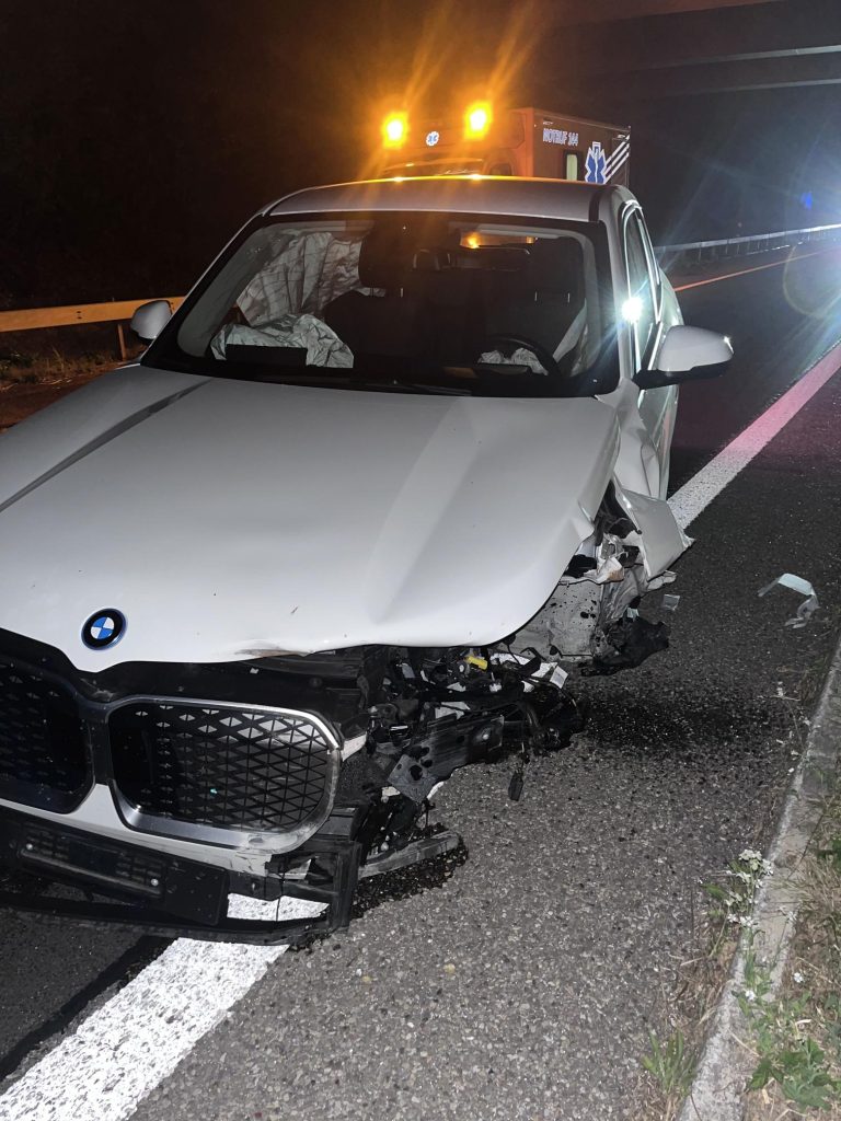 Pratteln BL: BMW-Unfall auf A2 – Ausfahrt Liestal zu