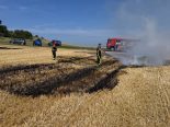 Rickenbach LU: Brand in Quaderballenpresse – Feld lodert