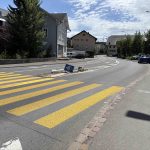 Menziken AG: Passanten stoppen nackte Lenkerin nach Crash-Serie
