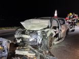 Moosleerau AG: Lexus kracht frontal in Dodge – Strasse gesperrt