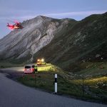 Poschiavo GR: Unfall – Auto stürzt 150 m ab, Rega fliegt Lenker
