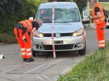Benken ZH: Auto rammt Velolenker (63) – Vollsperrung bis 23 Uhr