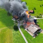 Alpnach Dorf OW: Stallbrand in Balisried – Totalschaden