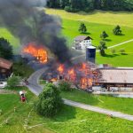 Alpnach Dorf OW: Stallbrand in Balisried – Totalschaden