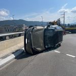 Delsberg JU: Unfall – PW kippt, Blancherie-Brücke Vollsperrung
