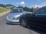St. Gallenkappel SG: Zwei Lenker krachen bei Unfall frontal ineinander