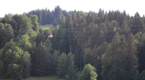Gleitschirmunfälle Jakobsbad AI – Pilot aus Seilbahnseilen gerettet