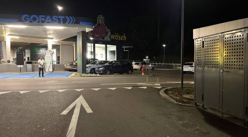 Bremgarten AG: Töff-Lernfahrer (18) baut Unfall mit 3 Autos