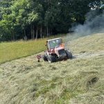 Fanas GR: Traktor in Brand – 16 Feuerwehrleute im Einsatz