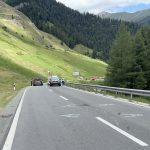 Samnaun GR: Zwei Töfffahrer verletzt – Unfall sperrt Talstrasse