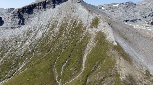 Laax GR: 24-jähriger Gleitschirmpilot tödlich verunglückt