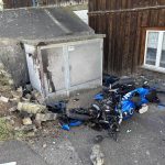 Uznach SG: Unfall – Töfffahrerin (16) kracht in Mauer