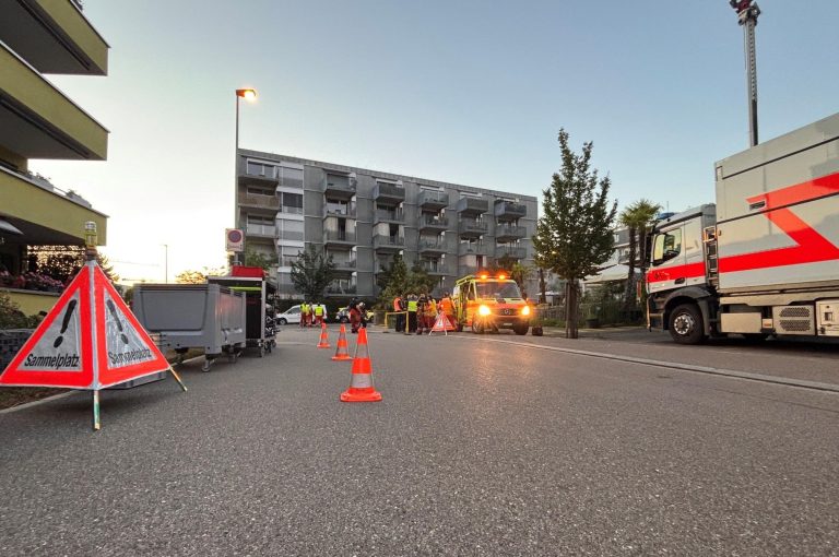 Schlieren ZH: Brand in Tiefgarage – 35 Autos beschädigt