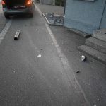 Niederbüren SG: Lenker (20) nickt ein – Unfall an Hausfassade