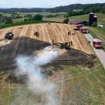 Pfyn TG: Brand an Ballenpresse greift aufs Feld über