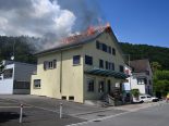 Azmoos SG: Dachstock-Brand – Haus muss abgerissen werden