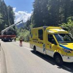 Gähwil SG: Töfffahrer (23) stürzt in Murgbach – Unfall