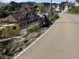 Schönengrund AR: Töfffahrerin (64) stürzt 5 m tief bei Unfall