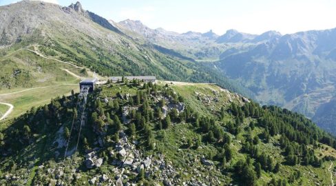 Vercorin VS: Unfall beim Crêt du Midi – Gleitschirmpilot stirbt
