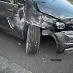Niederbüren SG: Lenker (20) nickt ein – Unfall an Hausfassade