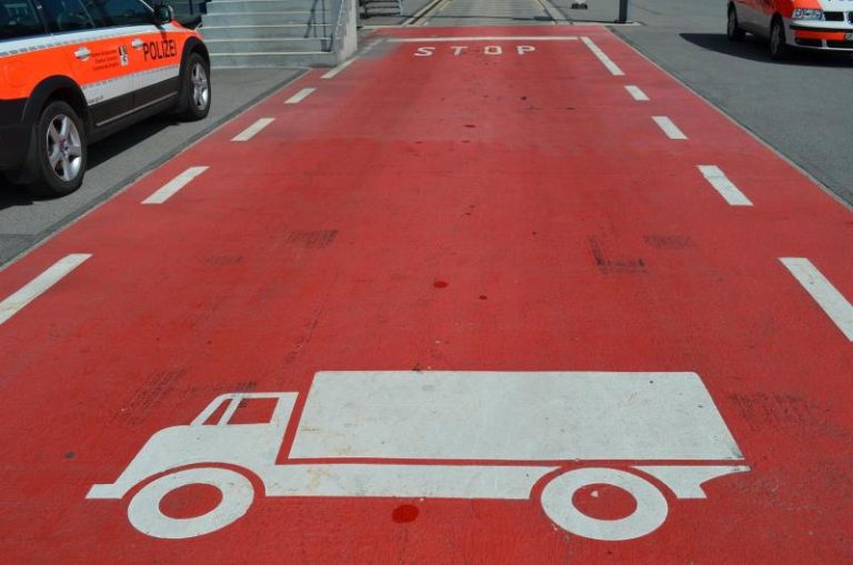 Cazis GR: LKW-Lenker (63) sass fast 13 Stunden am Steuer