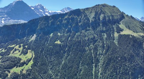Lütschental BE: Basejumper (38) stirbt bei Unfall am Männlichen