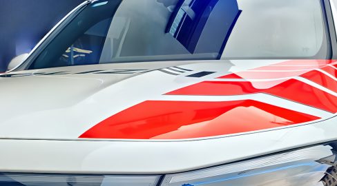 Fontainemelon NE: Töfffahrer (20) rast 101 km/h in 30er-Zone