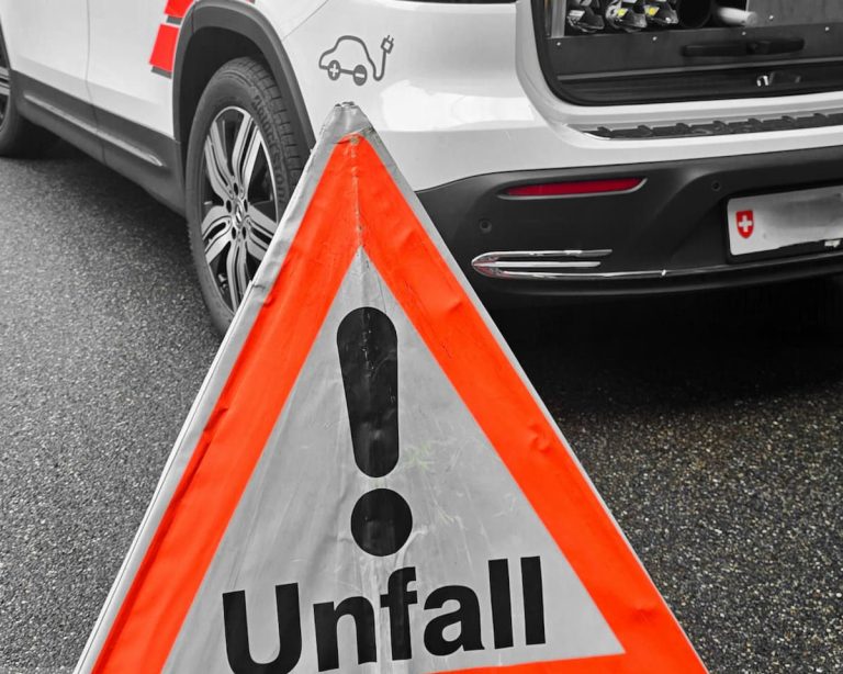 Unfall auf A1: Stockender Verkehr zwischen Birrfeld und Mägenwil