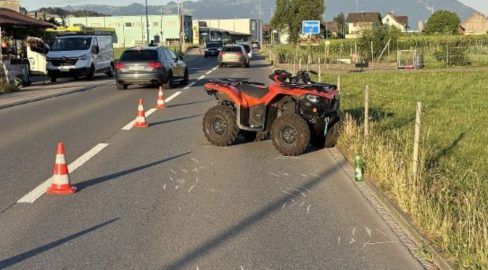 Wangen SZ: Quad überschlägt sich – Unfall auf Zürichstrasse