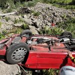 Muotathal SZ: PW stürzt 60m ab – Unfall, Lenkerin (65) verletzt