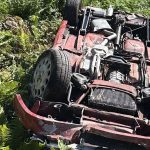 Muotathal SZ: PW stürzt 60m ab – Unfall, Lenkerin (65) verletzt