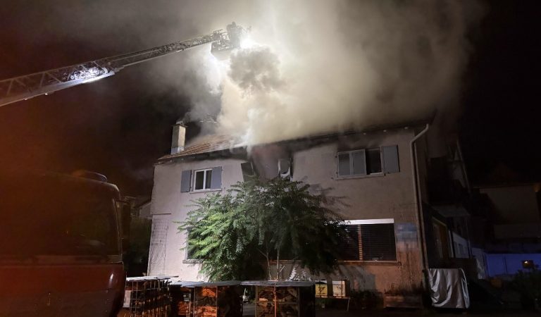 Wil SG: Brand in Mehrfamilienhaus – 100'000 Fr. Schaden