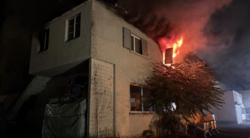 Wil SG: Brand in Mehrfamilienhaus – 100'000 Fr. Schaden